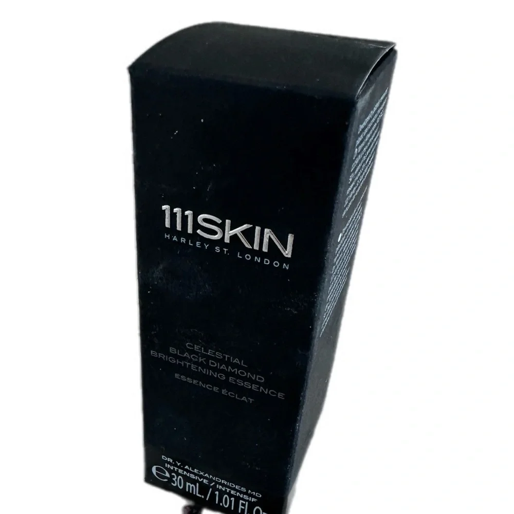 111SKIN‎ Black, diamond brightening essence- New